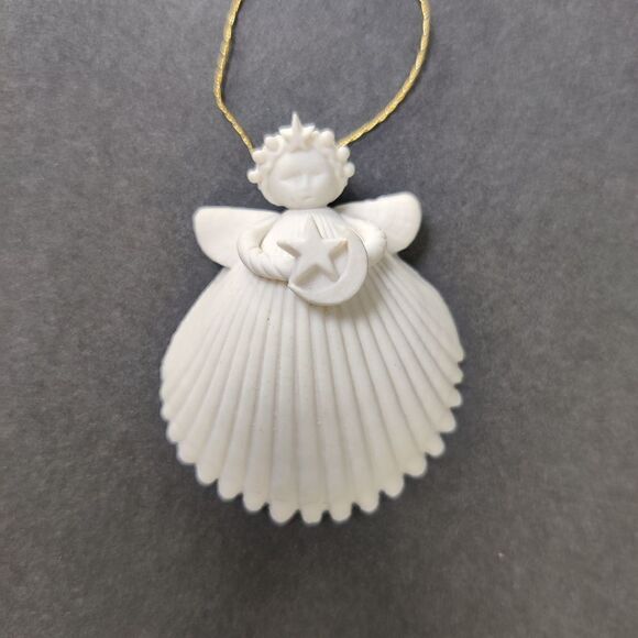 🎅 Margaret Furlong Ornament Shell Angel Moon & Star Celestial Porcelain Ceramic - Picture 7 of 7